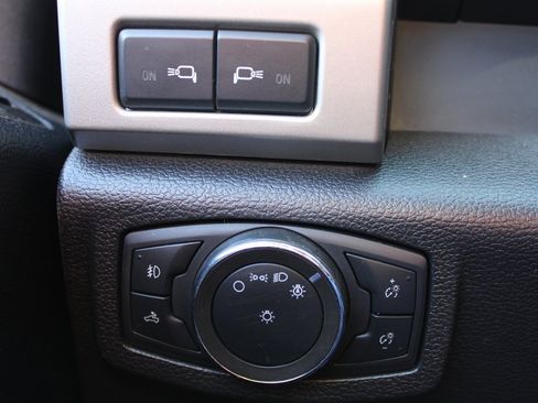 Used 2020 Ford F250 Lariat w/ Lariat Value Package image 35