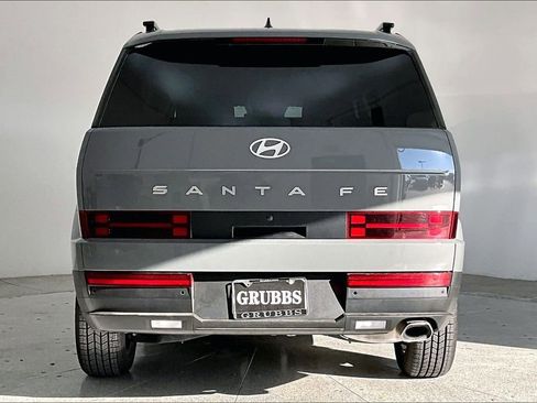 Used 2024 Hyundai Santa Fe SEL image 6