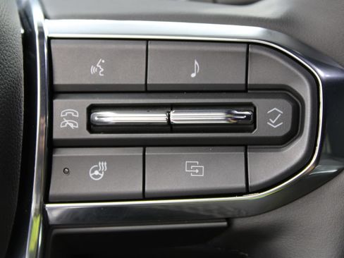 Used 2025 GMC Yukon XL Denali AWD/4WD image 64