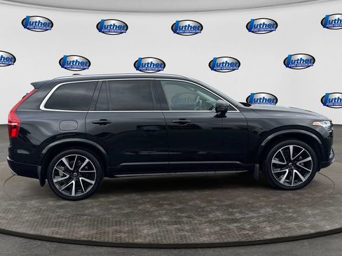 Used 2020 Volvo XC90 T6 Momentum w/ Protection Package Premier AWD/4WD image 6