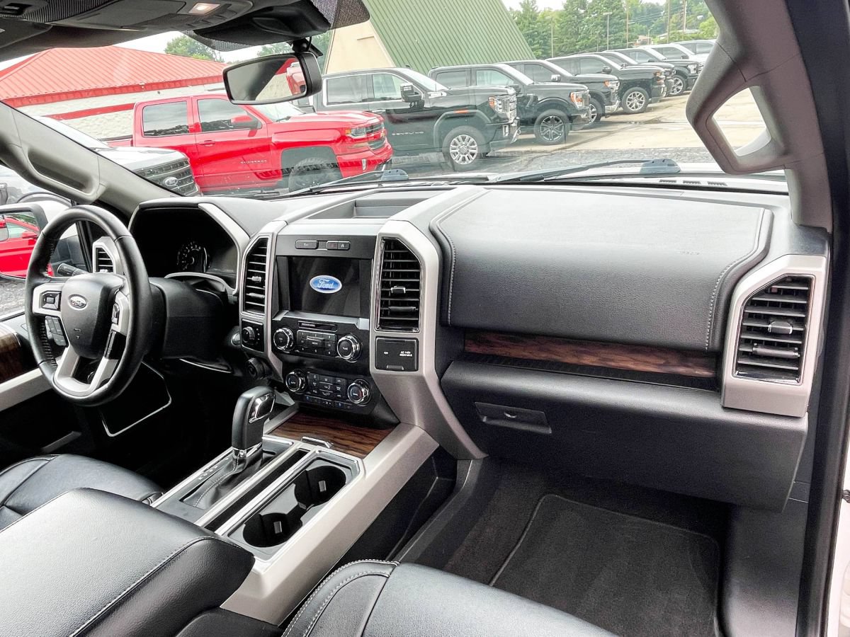 Used 2019 Ford F150 Lariat w/ Trailer Tow Package AWD/4WD image 10