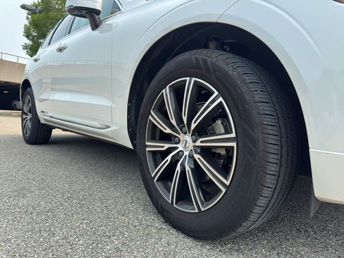 Used 2021 Volvo XC60 T5 Inscription w/ Advanced Package AWD/4WD image 7