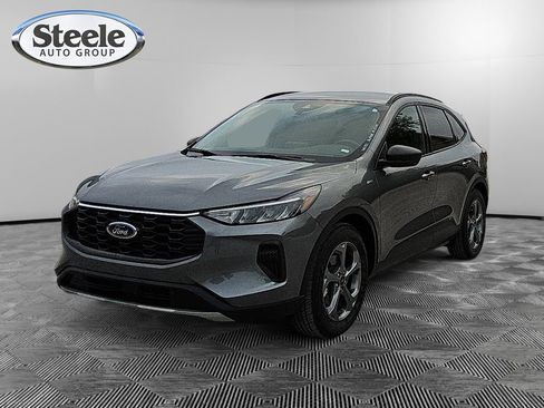 Used 2025 Ford Escape ST-Line image 1