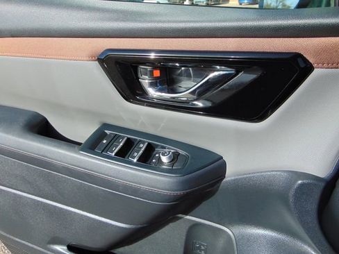 Certified 2025 Subaru Forester Sport image 20