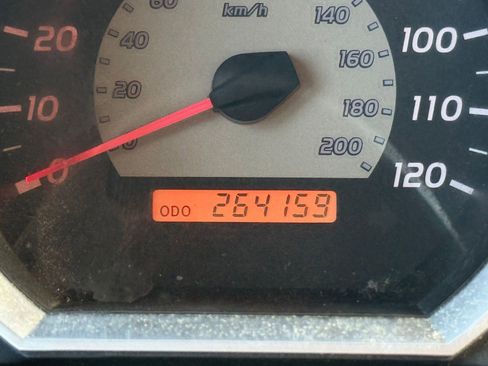 Used 2005 Toyota Tacoma PreRunner image 20