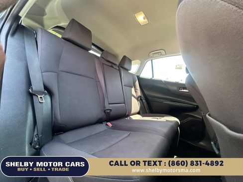 Used 2022 Toyota Venza LE AWD/4WD image 18