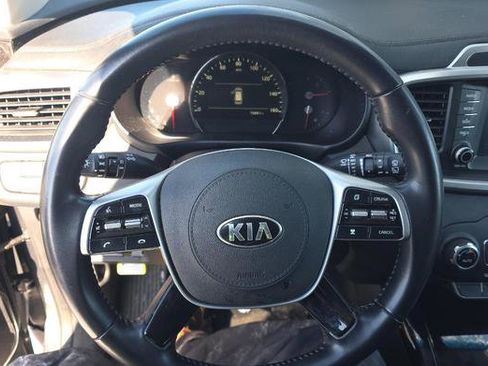 Used 2020 Kia Sorento EX image 7
