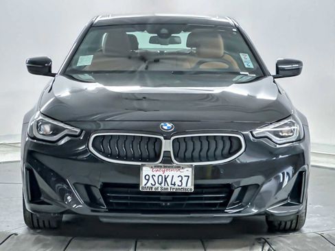 Used 2025 BMW 230i Coupe w/ Premium Package image 10