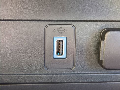 Used 2019 Ford Escape Titanium image 23