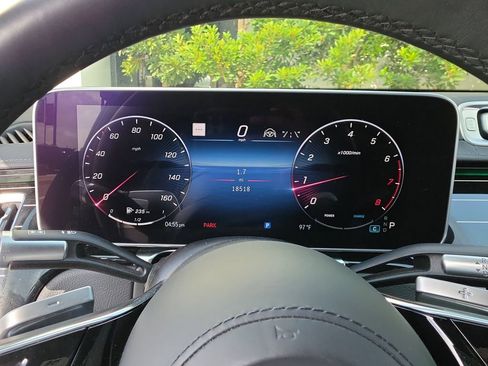 Used 2023 Mercedes-Benz S 580 4MATIC Sedan w/ AMG Line image 26