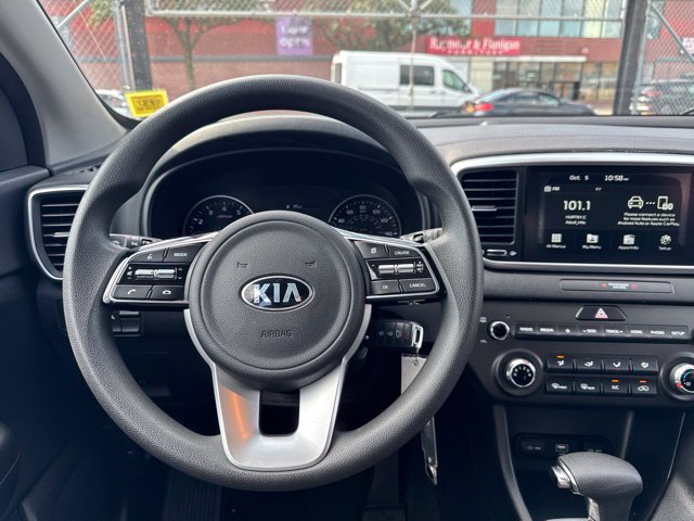 Used 2020 Kia Sportage LX AWD/4WD image 14
