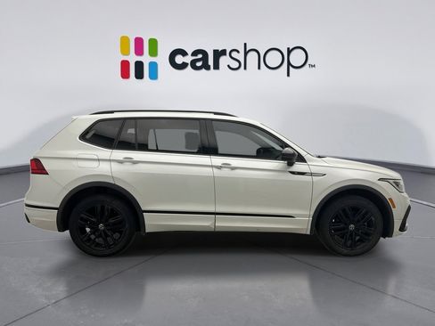 Used 2022 Volkswagen Tiguan SE R-Line FWD image 3