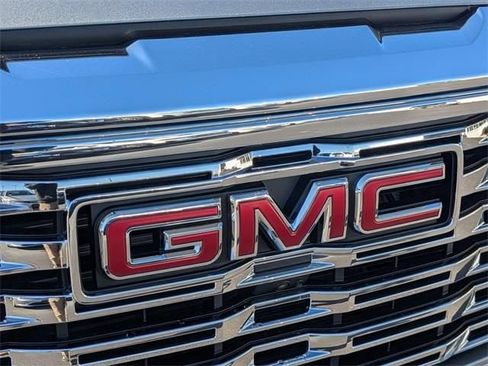 New 2026 GMC Sierra 1500 Denali image 13