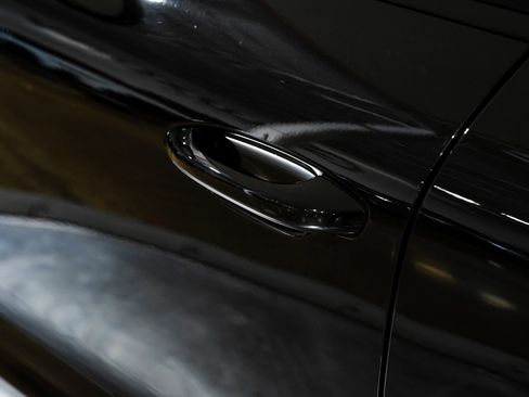 Used 2024 Porsche Macan image 42