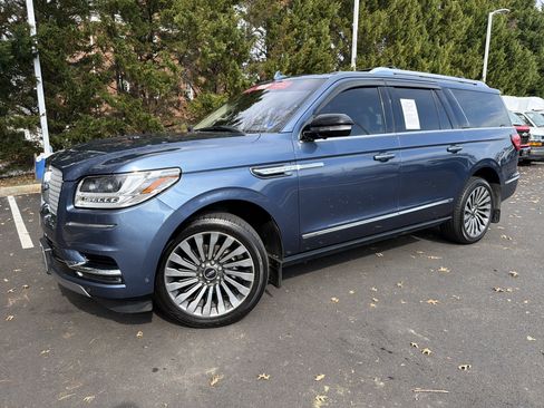 Used 2020 Lincoln Navigator L Reserve w/ Luxury Package image 5