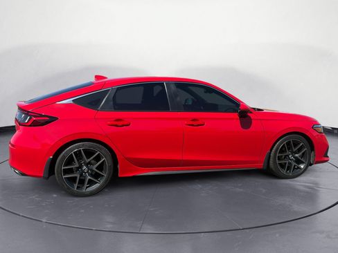 Used 2022 Honda Civic Sport Touring image 6