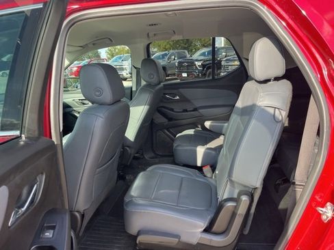 Used 2020 Chevrolet Traverse Premier image 37