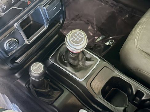 Used 2019 Jeep Wrangler Sport image 20