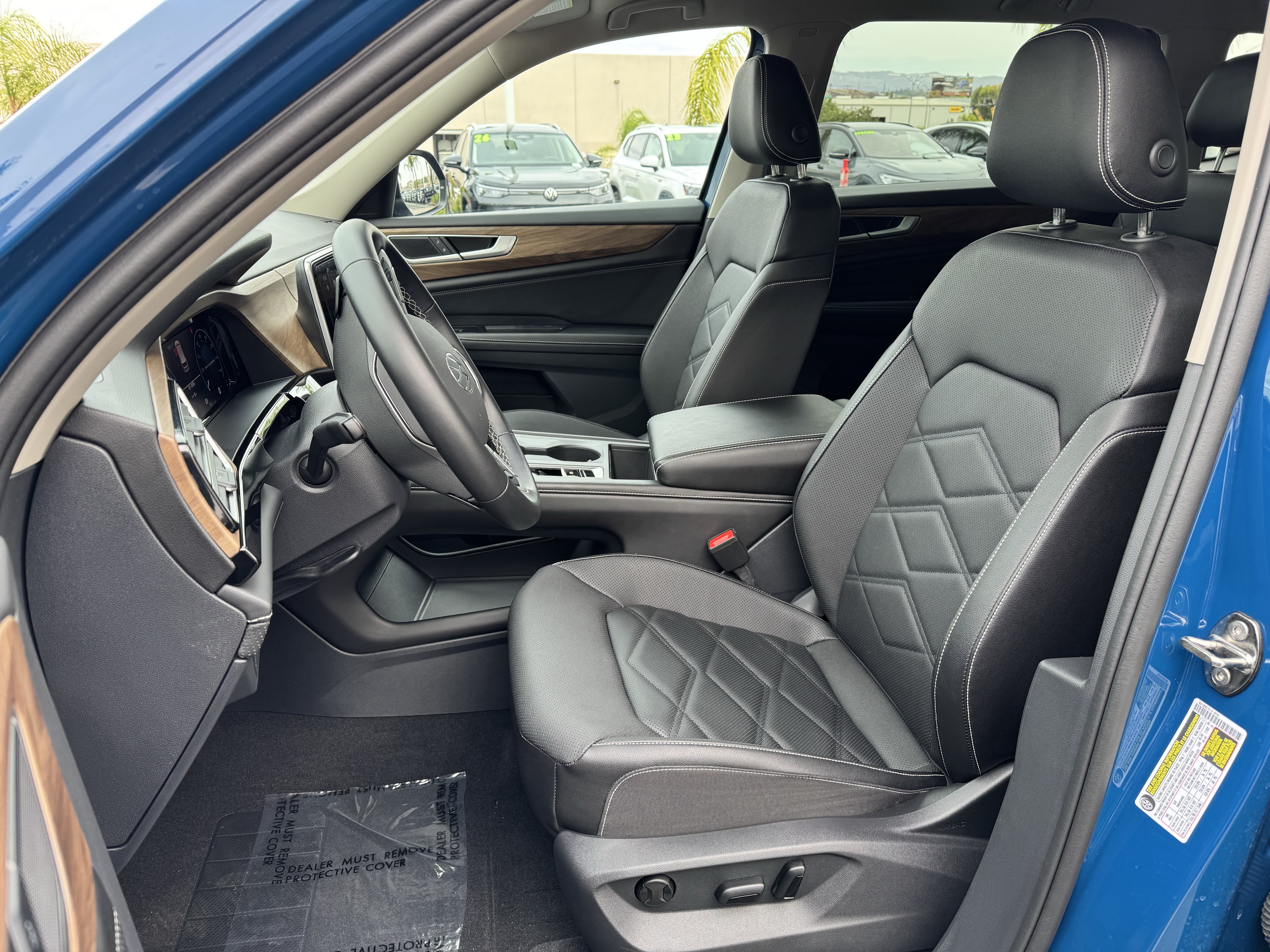 Used 2026 Volkswagen Atlas SE FWD image 14