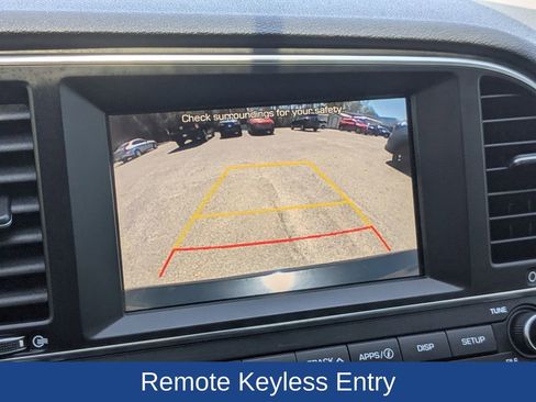 Used 2018 Hyundai Elantra Sport image 21