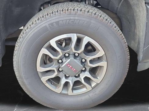 Used 2024 GMC Sierra 2500 SLE w/ SLE Convenience Package AWD/4WD image 26