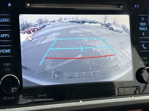 Used 2018 Toyota Tacoma TRD Sport image 20