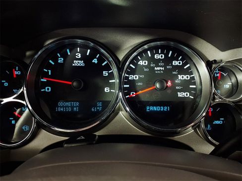 Used 2013 Chevrolet Silverado 1500 LT image 16