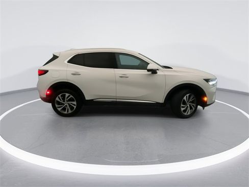 Used 2023 Buick Envision Essence image 5