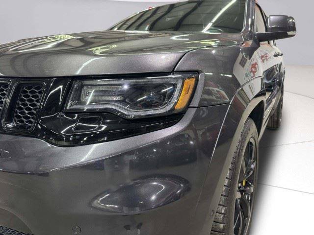 Used 2018 Jeep Grand Cherokee Trackhawk AWD/4WD image 11