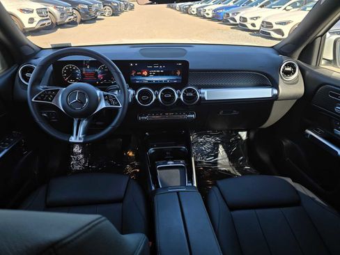 Used 2026 Mercedes-Benz GLB 250 image 21
