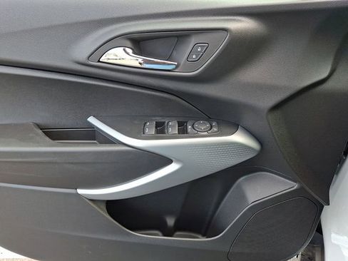 New 2026 Chevrolet Trax LS w/ LS Convenience Package image 9