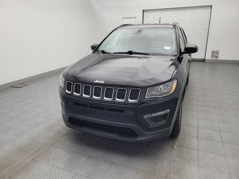 Used 2018 Jeep Compass Sport FWD image 15