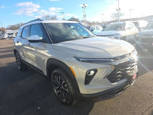 New 2026 Chevrolet TrailBlazer ACTIV w/ Convenience Package image 1