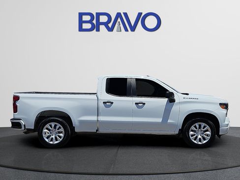 Used 2024 Chevrolet Silverado 1500 Custom RWD image 5