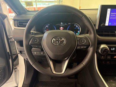 Used 2023 Toyota RAV4 SE w/ Weather & Moonroof Package AWD/4WD image 6