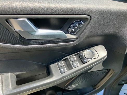 Used 2023 Ford Escape ST-Line w/ Tech Pack #1 AWD/4WD image 11