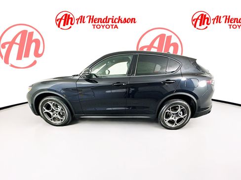 Used 2025 Alfa Romeo Stelvio Sprint w/ Convenience Package image 12