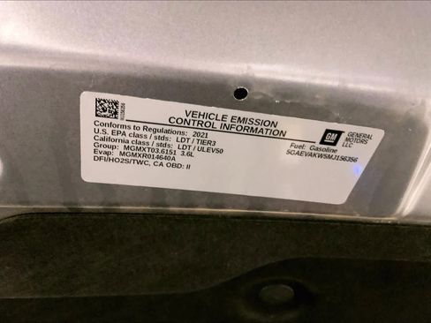 Used 2021 Buick Enclave Essence w/ Sound and Sites Package image 32