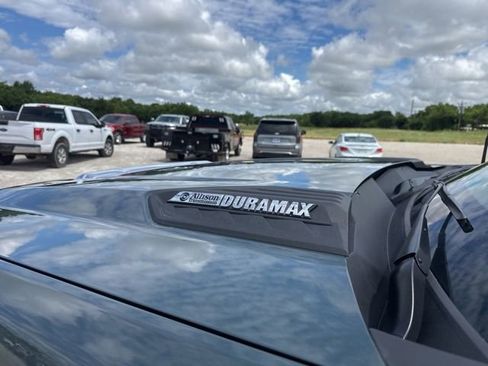 Used 2025 Chevrolet Silverado 3500 LTZ w/ LTZ Texas Edition AWD/4WD image 11