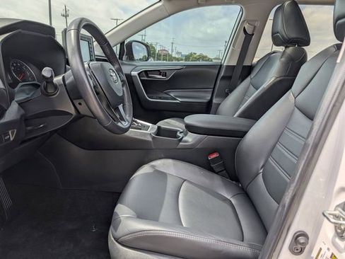 Used 2022 Toyota RAV4 XLE Premium FWD image 25