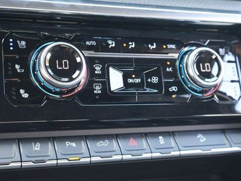 New 2026 GMC Sierra 2500 Denali w/ Denali Reserve Package image 28