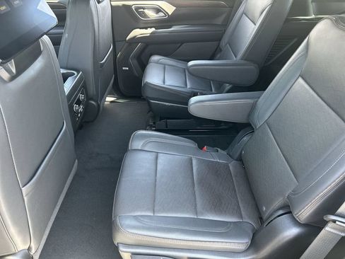 Used 2024 Chevrolet Tahoe High Country AWD/4WD image 26