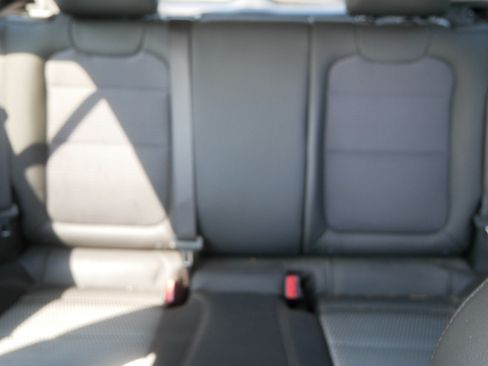 Used 2025 Chevrolet Trax LT FWD image 13