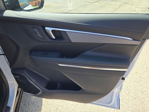 New 2026 Buick Enclave Sport Touring w/ Power Package image 5