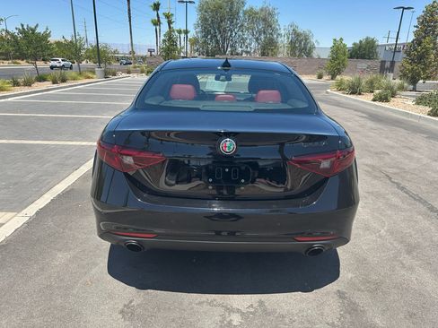 Used 2019 Alfa Romeo Giulia w/ Nero Edizione RWD image 7