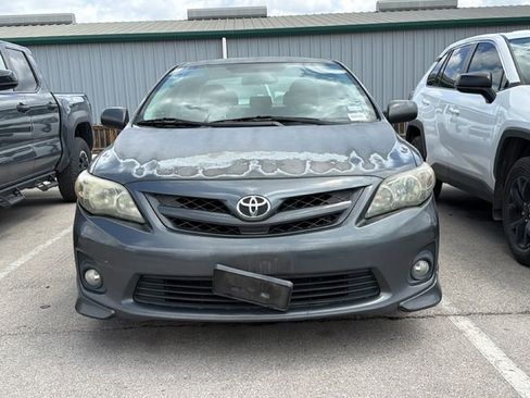 Used 2011 Toyota Corolla S image 2