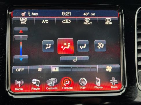 Used 2015 Dodge Dart SXT w/ Sun/Sound Group image 43