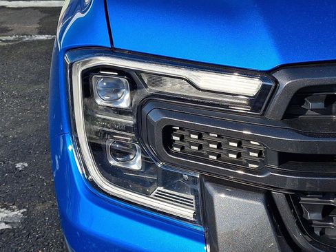 Used 2024 Ford Ranger Lariat w/ FX4 Off-Road Package image 9