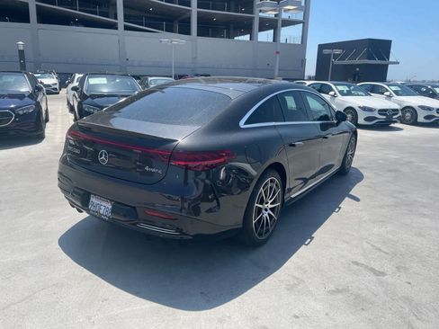 Used 2023 Mercedes-Benz EQS 580 4MATIC Sedan image 4