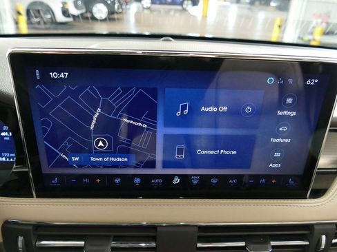 Used 2023 Lincoln Corsair AWD w/ Equipment Group 101A image 15